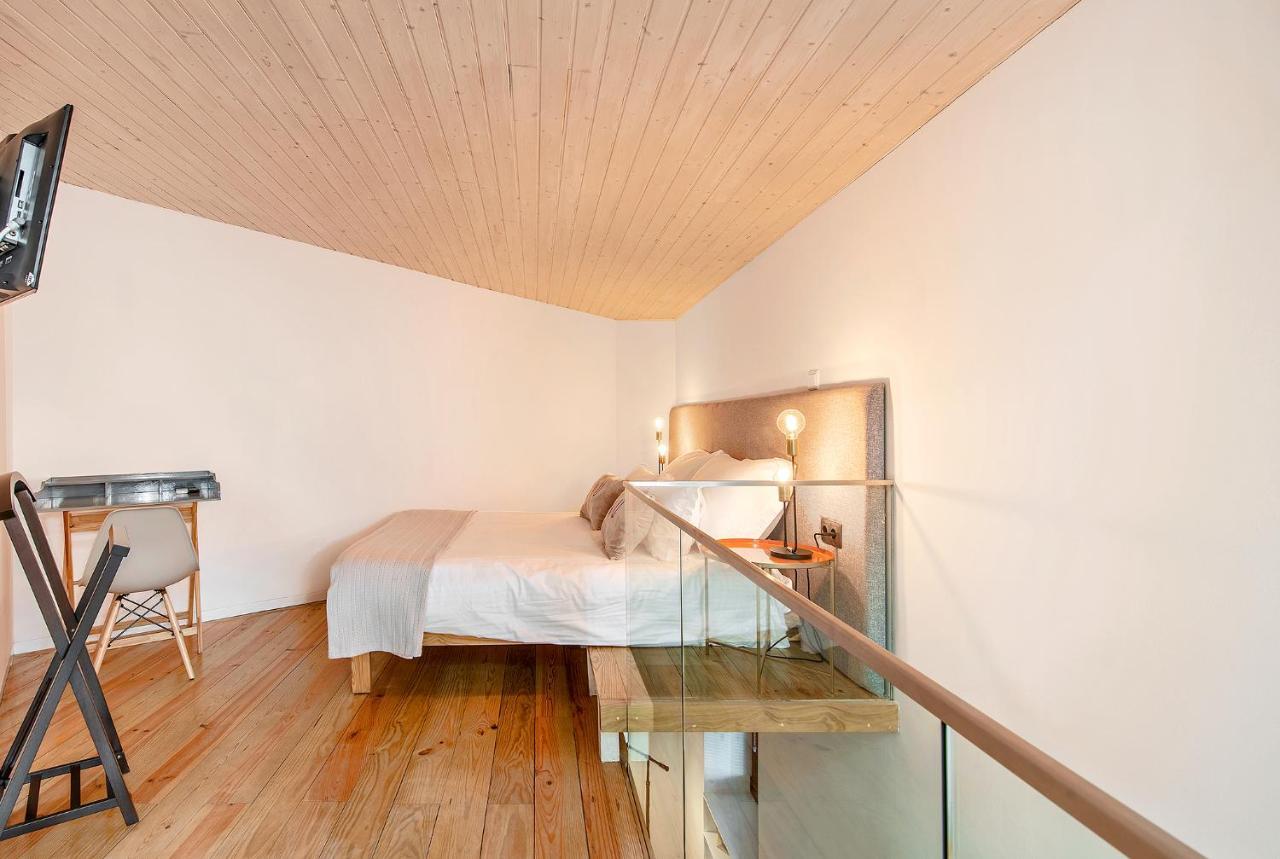 Wake Up Famalicao Aparthotel Vila Nova de Famalicão Exteriör bild